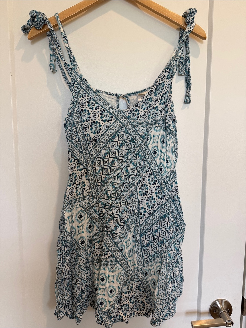 l*space Blue and White Tie-Shoulder Mini Dress